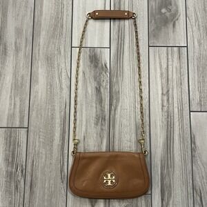 TORY BURCH Crossbody Tan Leather Bag (In Good Condition) Size; 8X5 In